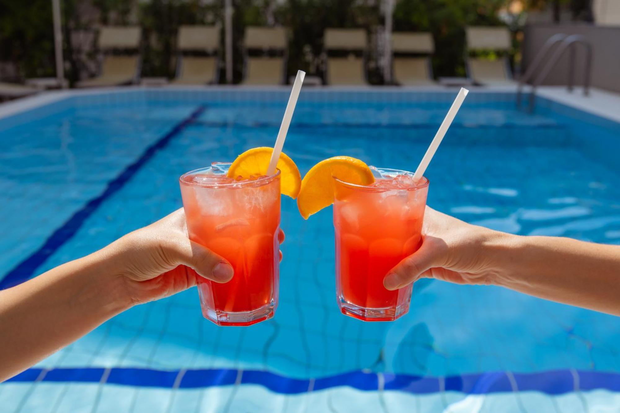 Aparthotel Carinzia Lignano Sabbiadoro Buitenkant foto
